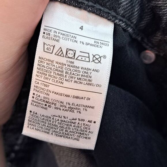 Old Navy Women's High Rise OG Straight Jeans in Washed Black size 4 - Picture 7 of 8